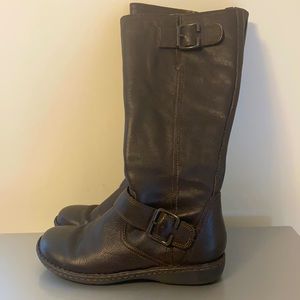 Boc leather boots 8.5 Excellent